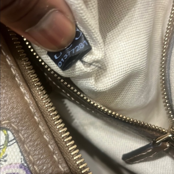 Serial number - Picture 4 of 4